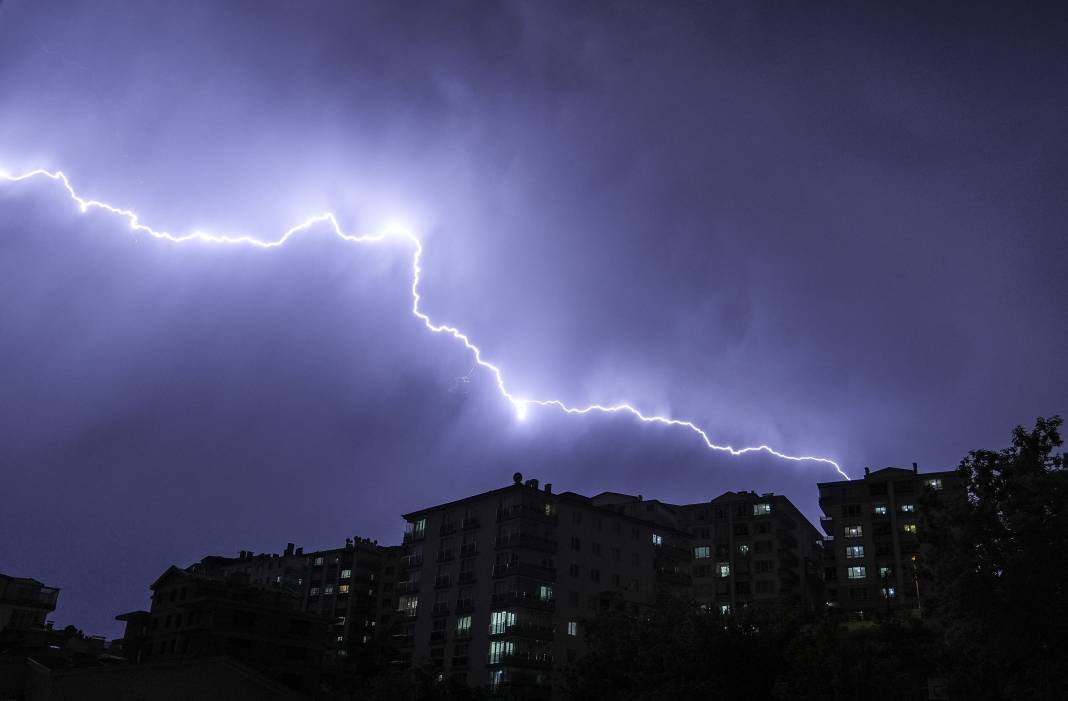 Ankara’da gece gündüze döndü 18